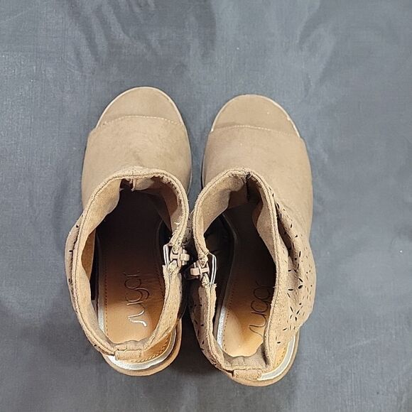 BRAND NEW SUGAR VERUCA LASER-CUT OUT WITHD FISH MOUTH ANKLE BOOTIES - Picture 5 of 16